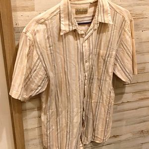 WR Gass men's shirt.     Box 182